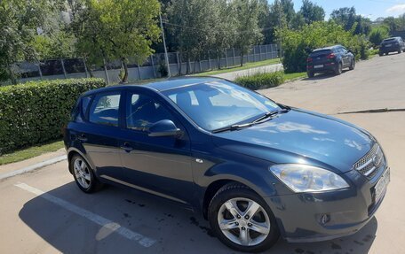 KIA cee'd I рестайлинг, 2009 год, 700 000 рублей, 3 фотография