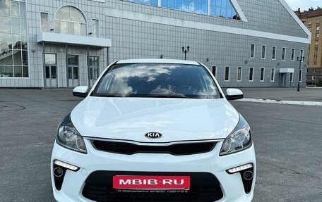 KIA Rio IV, 2019 год, 1 850 000 рублей, 2 фотография