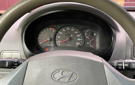 Hyundai Accent II, 2004 год, 450 000 рублей, 12 фотография