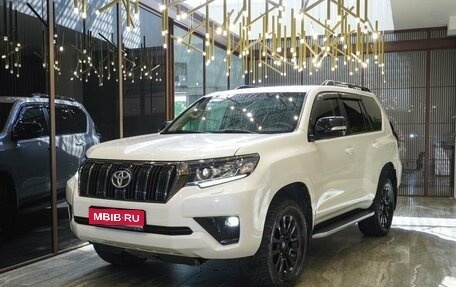 Toyota Land Cruiser Prado 150 рестайлинг 2, 2021 год, 7 140 000 рублей, 1 фотография