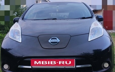 Nissan Leaf I, 2014 год, 930 000 рублей, 2 фотография