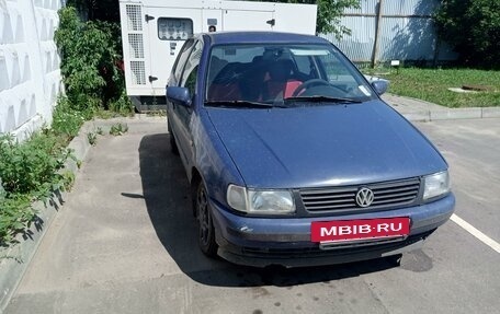 Volkswagen Polo III рестайлинг, 1999 год, 240 000 рублей, 2 фотография