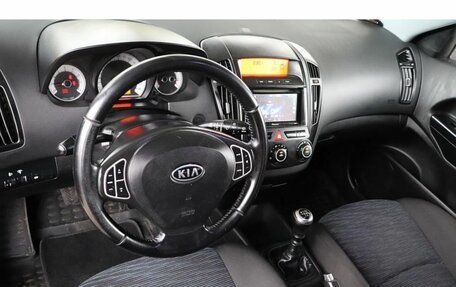 KIA cee'd I рестайлинг, 2008 год, 679 000 рублей, 6 фотография