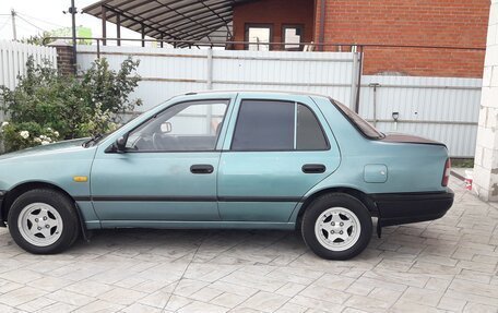 Nissan Sunny N14, 1993 год, 290 000 рублей, 2 фотография