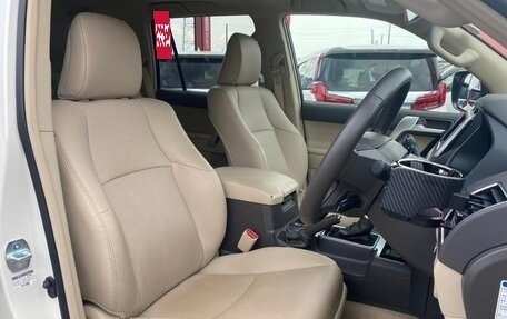 Toyota Land Cruiser Prado 150 рестайлинг 2, 2021 год, 4 185 000 рублей, 12 фотография