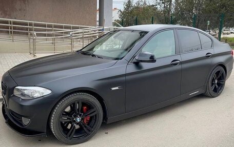 BMW 5 серия, 2012 год, 2 700 000 рублей, 6 фотография