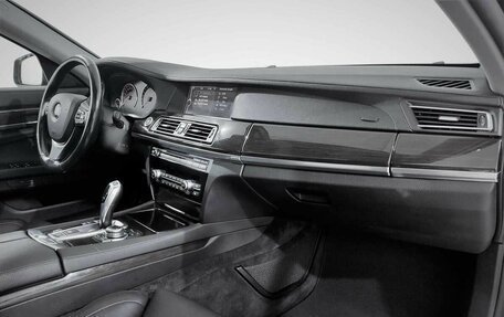 BMW 7 серия, 2010 год, 1 250 000 рублей, 13 фотография