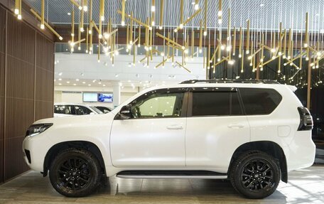 Toyota Land Cruiser Prado 150 рестайлинг 2, 2021 год, 7 140 000 рублей, 9 фотография