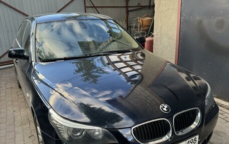 BMW 5 серия, 2007 год, 1 400 000 рублей, 1 фотография