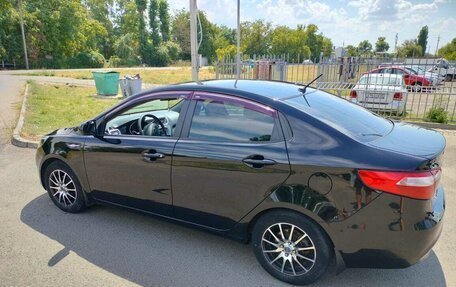 KIA Rio III рестайлинг, 2014 год, 1 050 000 рублей, 4 фотография