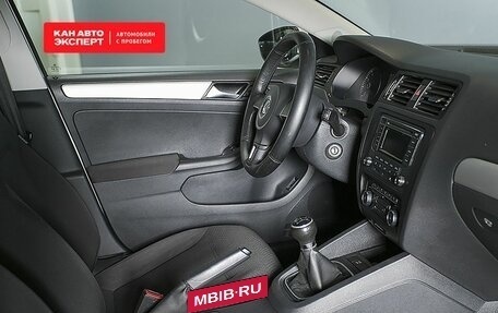 Volkswagen Jetta VI, 2011 год, 974 100 рублей, 4 фотография