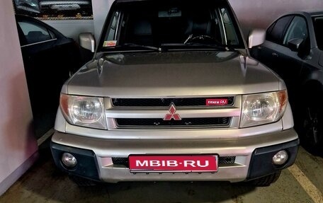 Mitsubishi Pajero Pinin, 2001 год, 560 000 рублей, 1 фотография