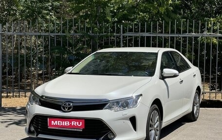 Toyota Camry, 2016 год, 2 470 000 рублей, 1 фотография