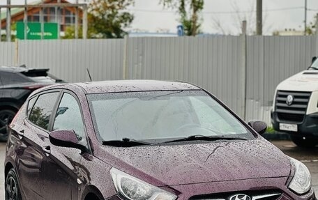 Hyundai Solaris II рестайлинг, 2012 год, 900 000 рублей, 3 фотография