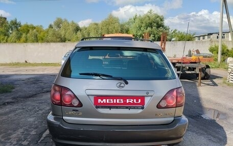 Lexus RX IV рестайлинг, 1999 год, 650 000 рублей, 4 фотография