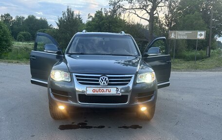 Volkswagen Touareg III, 2008 год, 1 420 000 рублей, 2 фотография