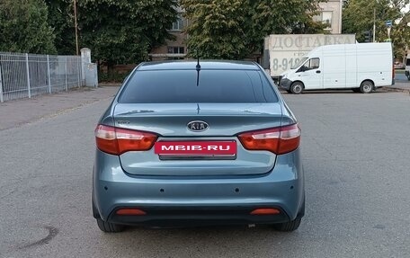 KIA Rio III рестайлинг, 2012 год, 880 000 рублей, 4 фотография