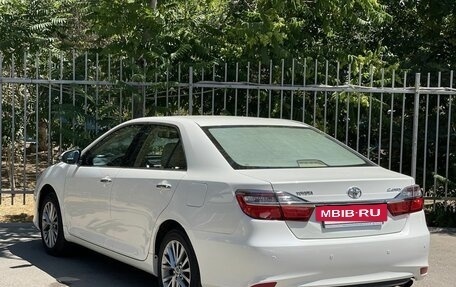 Toyota Camry, 2016 год, 2 470 000 рублей, 10 фотография