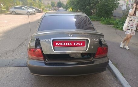 Hyundai Sonata IV рестайлинг, 2006 год, 530 000 рублей, 3 фотография