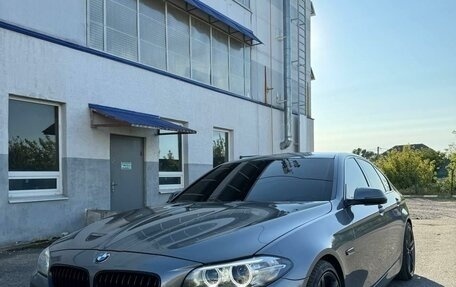 BMW 5 серия, 2014 год, 2 400 000 рублей, 1 фотография