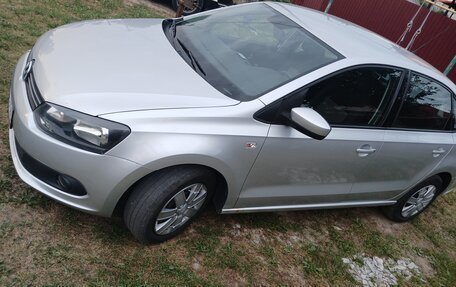 Volkswagen Polo VI (EU Market), 2010 год, 700 000 рублей, 5 фотография