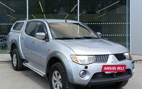 Mitsubishi L200 IV рестайлинг, 2007 год, 905 000 рублей, 3 фотография