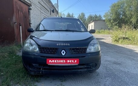 Renault Symbol I, 2004 год, 200 000 рублей, 2 фотография