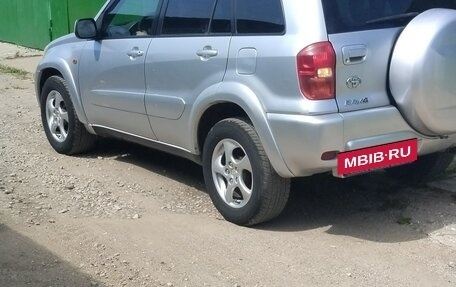 Toyota RAV4, 2002 год, 680 000 рублей, 4 фотография