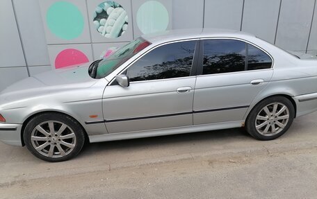 BMW 5 серия, 1998 год, 450 000 рублей, 2 фотография