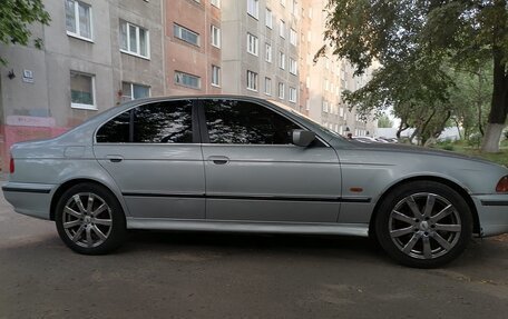 BMW 5 серия, 1998 год, 450 000 рублей, 8 фотография