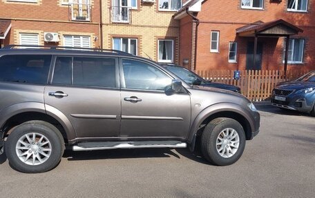 Mitsubishi Pajero Sport II рестайлинг, 2010 год, 1 690 000 рублей, 3 фотография