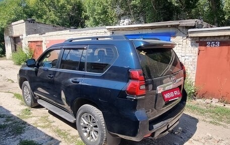 Toyota Land Cruiser Prado 150 рестайлинг 2, 2019 год, 7 300 000 рублей, 4 фотография