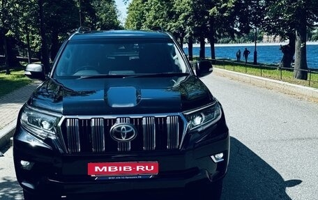 Toyota Land Cruiser Prado 150 рестайлинг 2, 2019 год, 4 530 000 рублей, 2 фотография