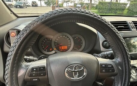 Toyota RAV4, 2011 год, 1 950 000 рублей, 12 фотография