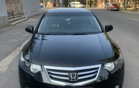 Honda Accord VIII рестайлинг, 2011 год, 1 350 000 рублей, 2 фотография