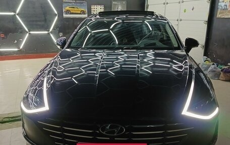 Hyundai Sonata VIII, 2019 год, 2 690 000 рублей, 2 фотография