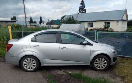 Chevrolet Aveo III, 2014 год, 800 000 рублей, 2 фотография