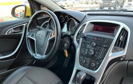 Opel Astra J, 2013 год, 1 300 000 рублей, 3 фотография