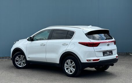 KIA Sportage IV рестайлинг, 2017 год, 2 220 000 рублей, 3 фотография