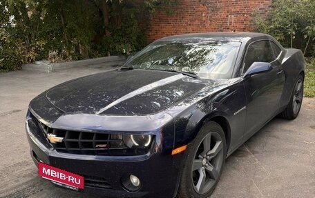 Chevrolet Camaro IV, 2010 год, 2 000 000 рублей, 2 фотография