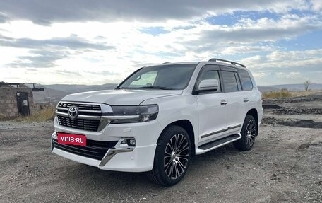 Toyota Land Cruiser 200, 2014 год, 4 850 000 рублей, 1 фотография