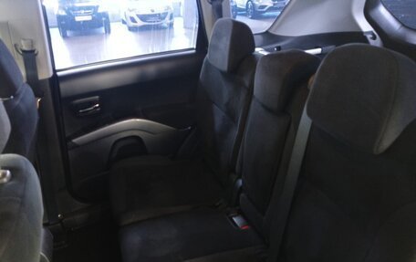 Mitsubishi Outlander III рестайлинг 3, 2007 год, 1 029 000 рублей, 17 фотография