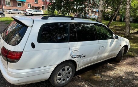 Toyota Caldina, 1997 год, 375 000 рублей, 2 фотография