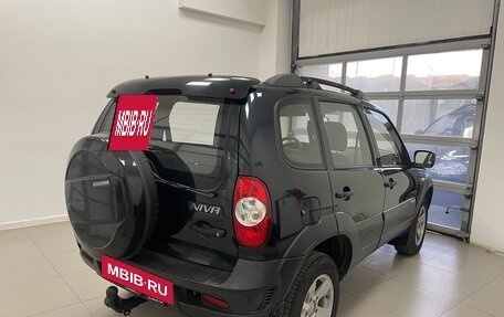 Chevrolet Niva I рестайлинг, 2013 год, 549 000 рублей, 5 фотография