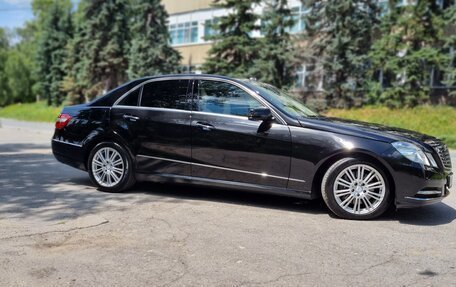 Mercedes-Benz E-Класс, 2012 год, 2 950 000 рублей, 6 фотография