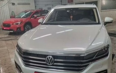 Volkswagen Touareg III, 2019 год, 4 400 000 рублей, 1 фотография