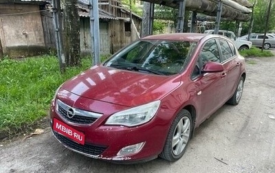 Opel Astra J, 2011 год, 600 000 рублей, 1 фотография