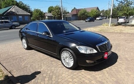 Mercedes-Benz S-Класс, 2007 год, 2 500 000 рублей, 1 фотография