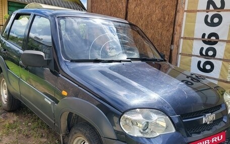 Chevrolet Niva I рестайлинг, 2011 год, 600 000 рублей, 2 фотография