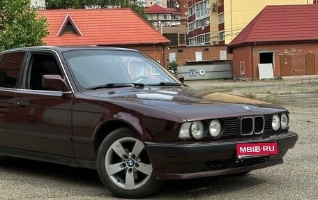 BMW 5 серия, 1991 год, 300 000 рублей, 1 фотография